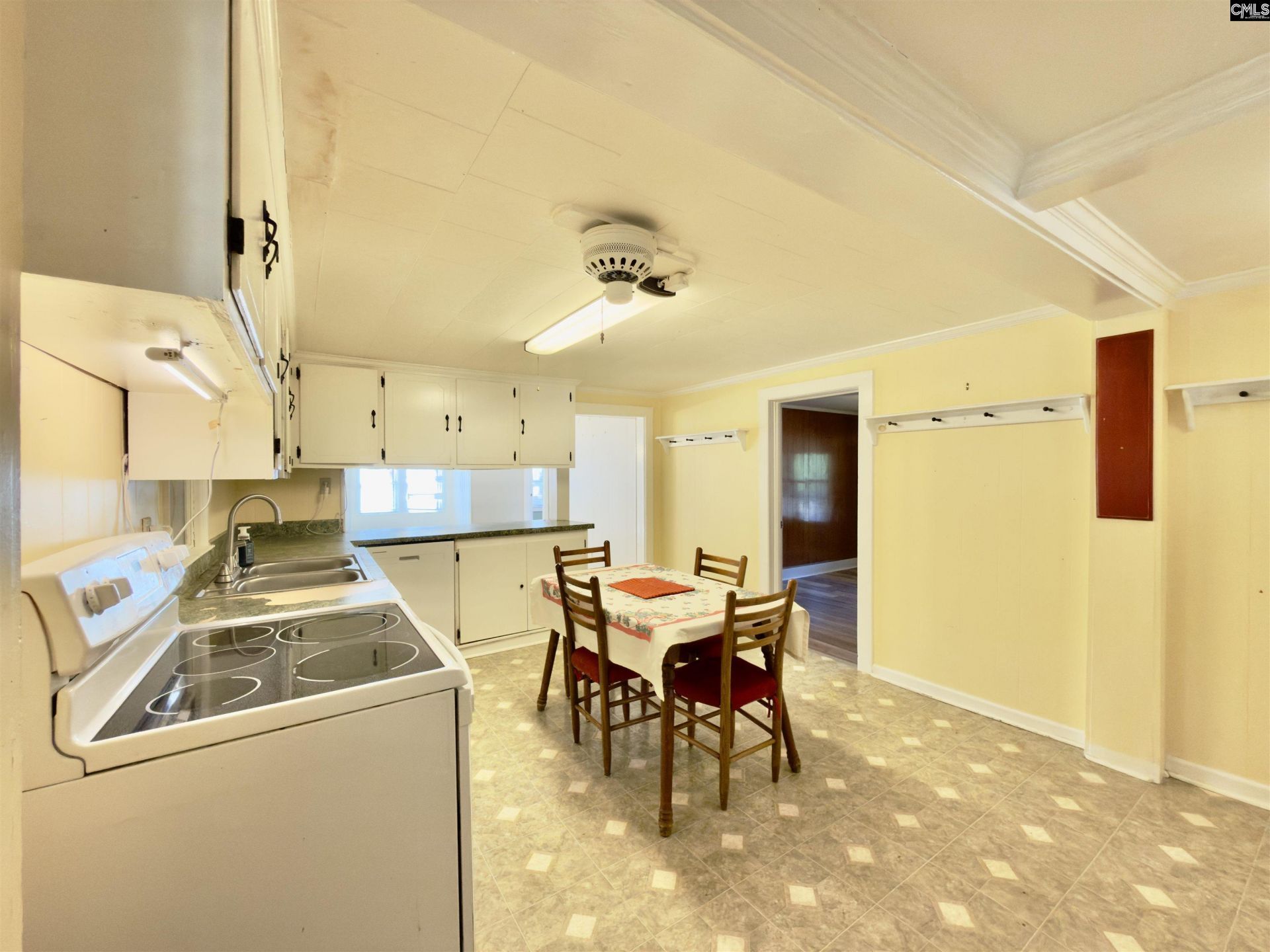 1927 Hwy 1 South  Photo 17