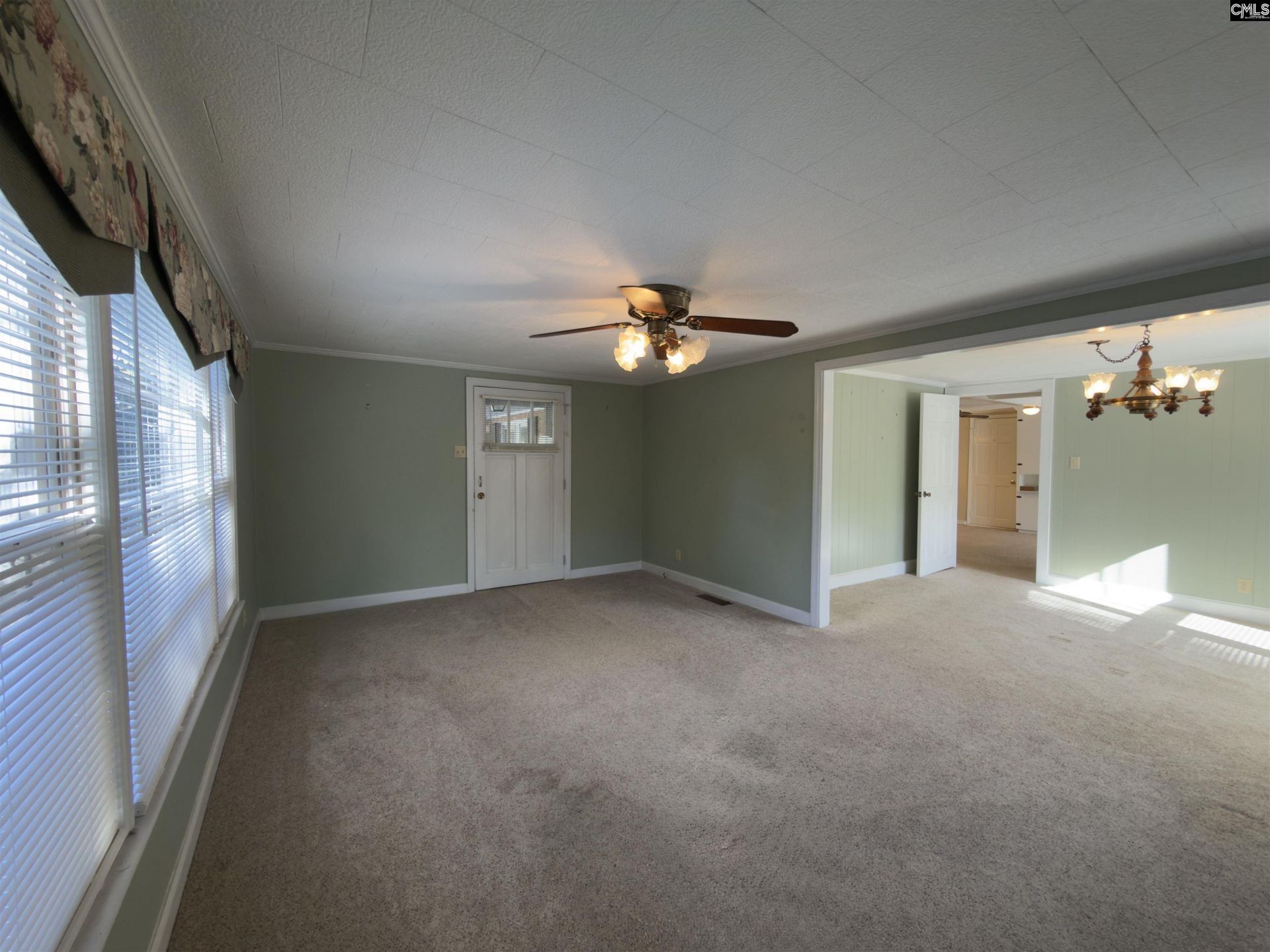 1927 Hwy 1 South  Photo 8