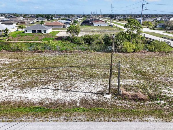 5 NW 19th Terrace, Cape Coral, FL 33993