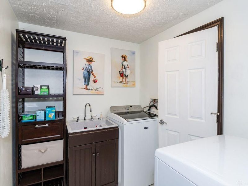 517 Princewood Avenue, Washington Township, OH 45429 Photo 24