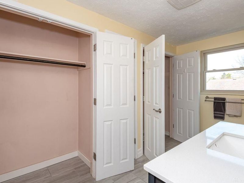 517 Princewood Avenue, Washington Township, OH 45429 Photo 32