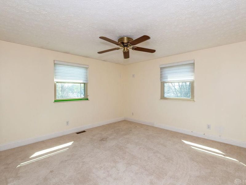 517 Princewood Avenue, Washington Township, OH 45429 Photo 36