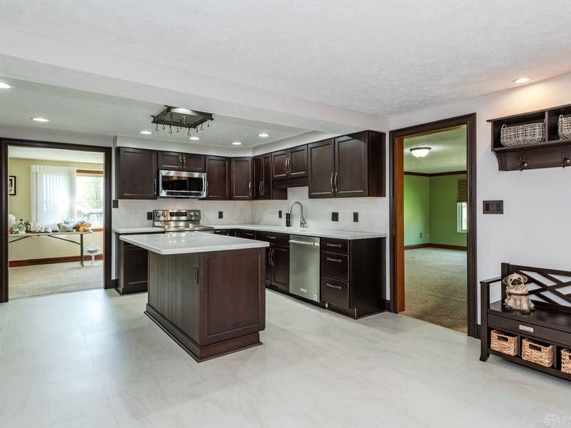 517 Princewood Avenue, Washington Township, OH 45429 Photo 7