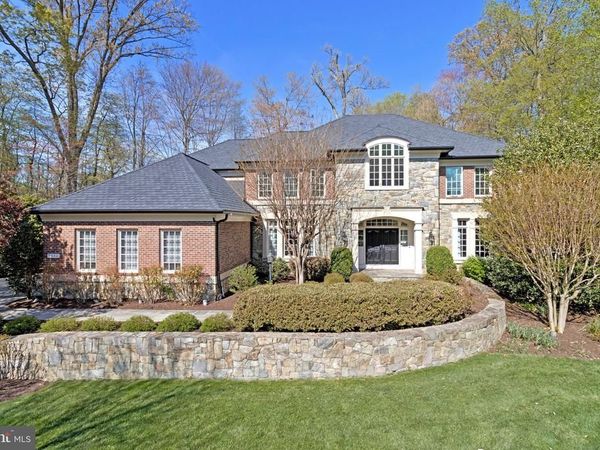 7814 CROWNHURST COURT, MCLEAN, VA 22102