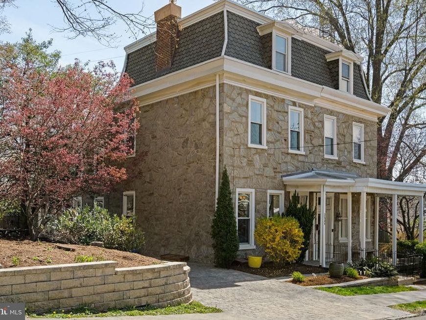 3534 Ainslie Street, Philadelphia, PA 19129 Main Photo