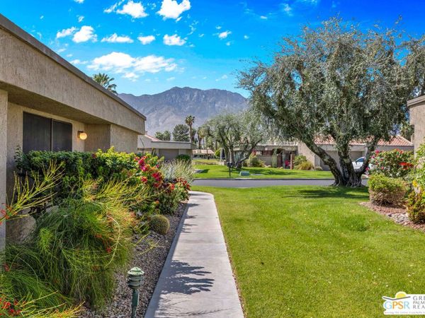 3040 Calle Loreto, Palm Springs, CA 92264