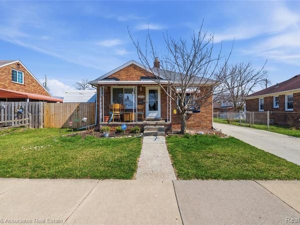 3115 Wilson Avenue, Lincoln Park, MI 48146