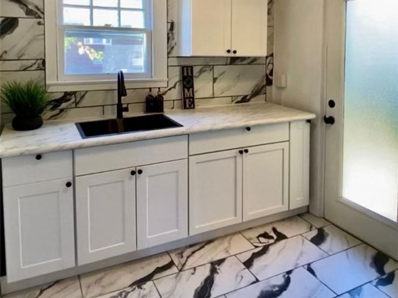 1726 Midland Avenue, Youngstown, OH 44509 Photo 4