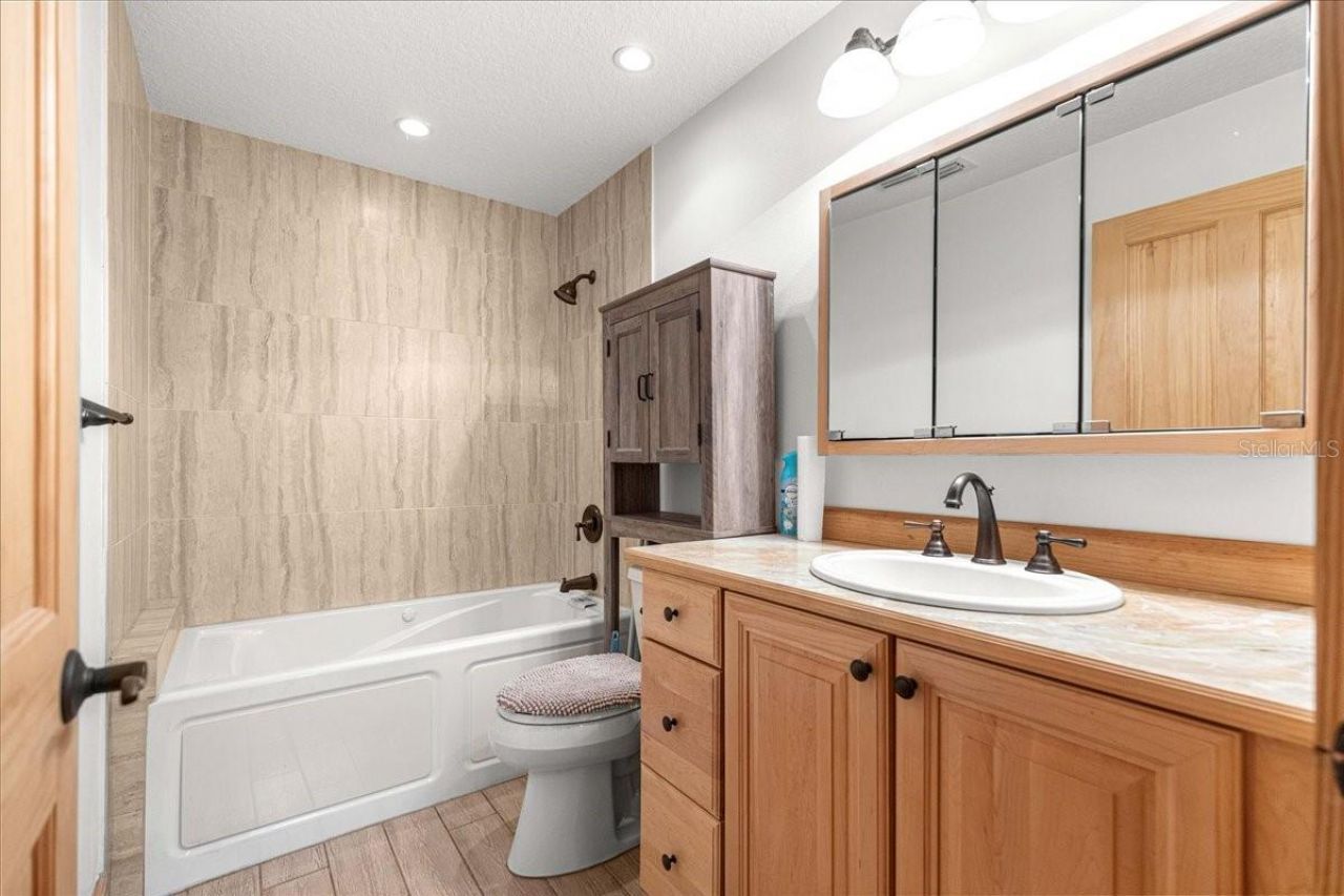 2271 SE 147th Avenue , Morriston, FL 32668 Photo