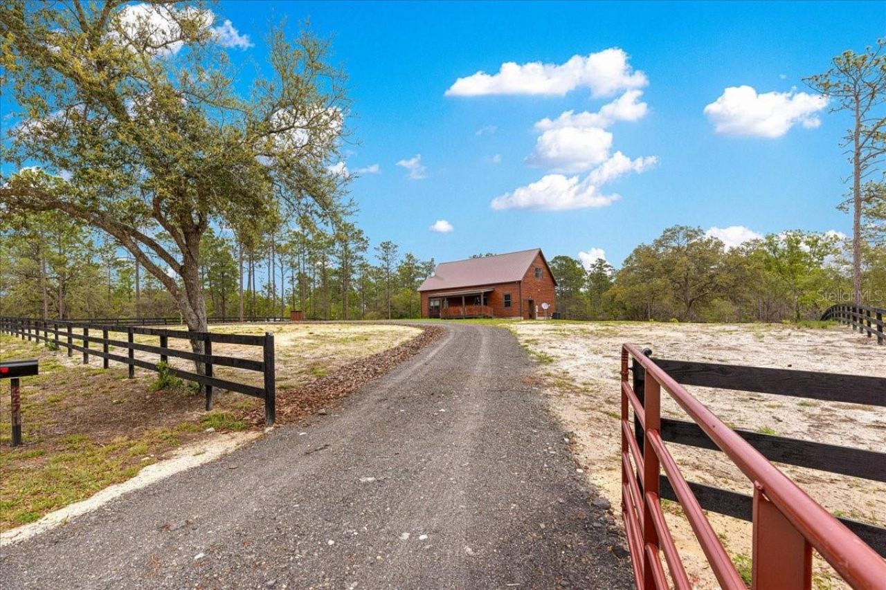 2271 SE 147th Avenue , Morriston, FL 32668 Photo