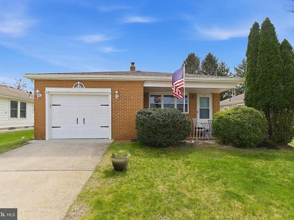 7 PAVILION STREET, TOMS RIVER, NJ 08757