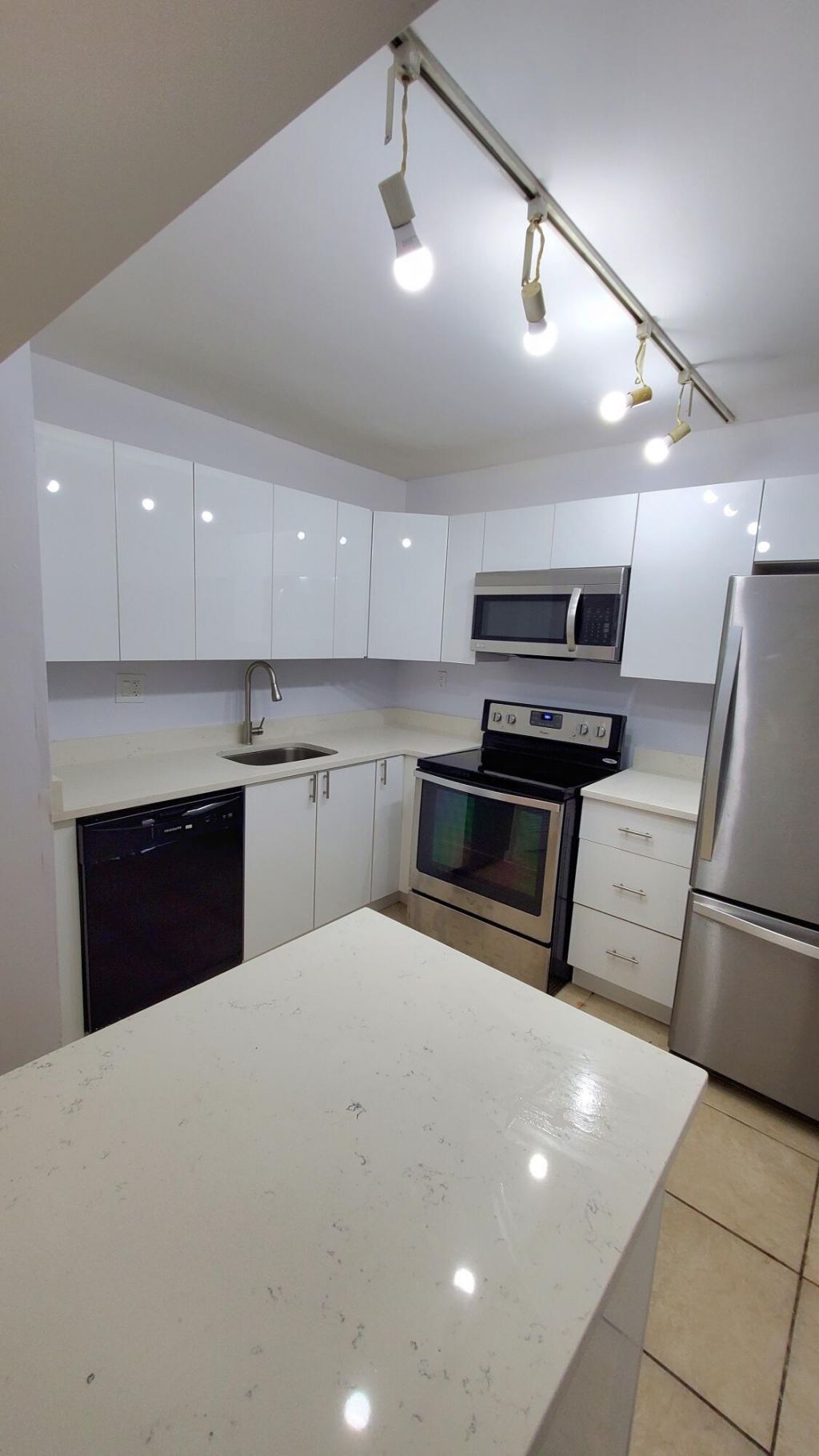 721 N Pine Island Road, Unit 103, Plantation, FL 33324 Photo