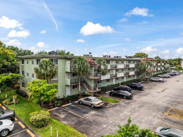 5935 Del Lago Circle, Unit 202, Sunrise, FL 33313