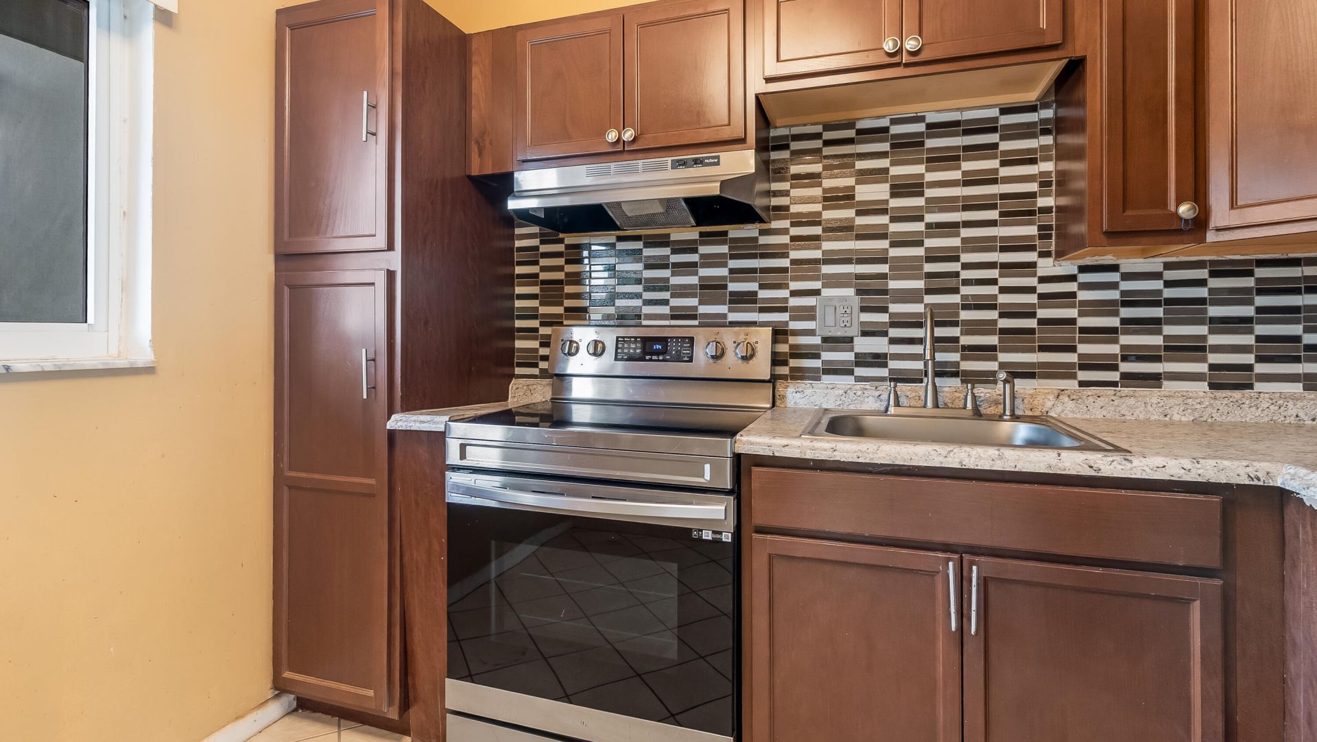 5935 Del Lago Circle, Unit 202, Sunrise, FL 33313 Photo