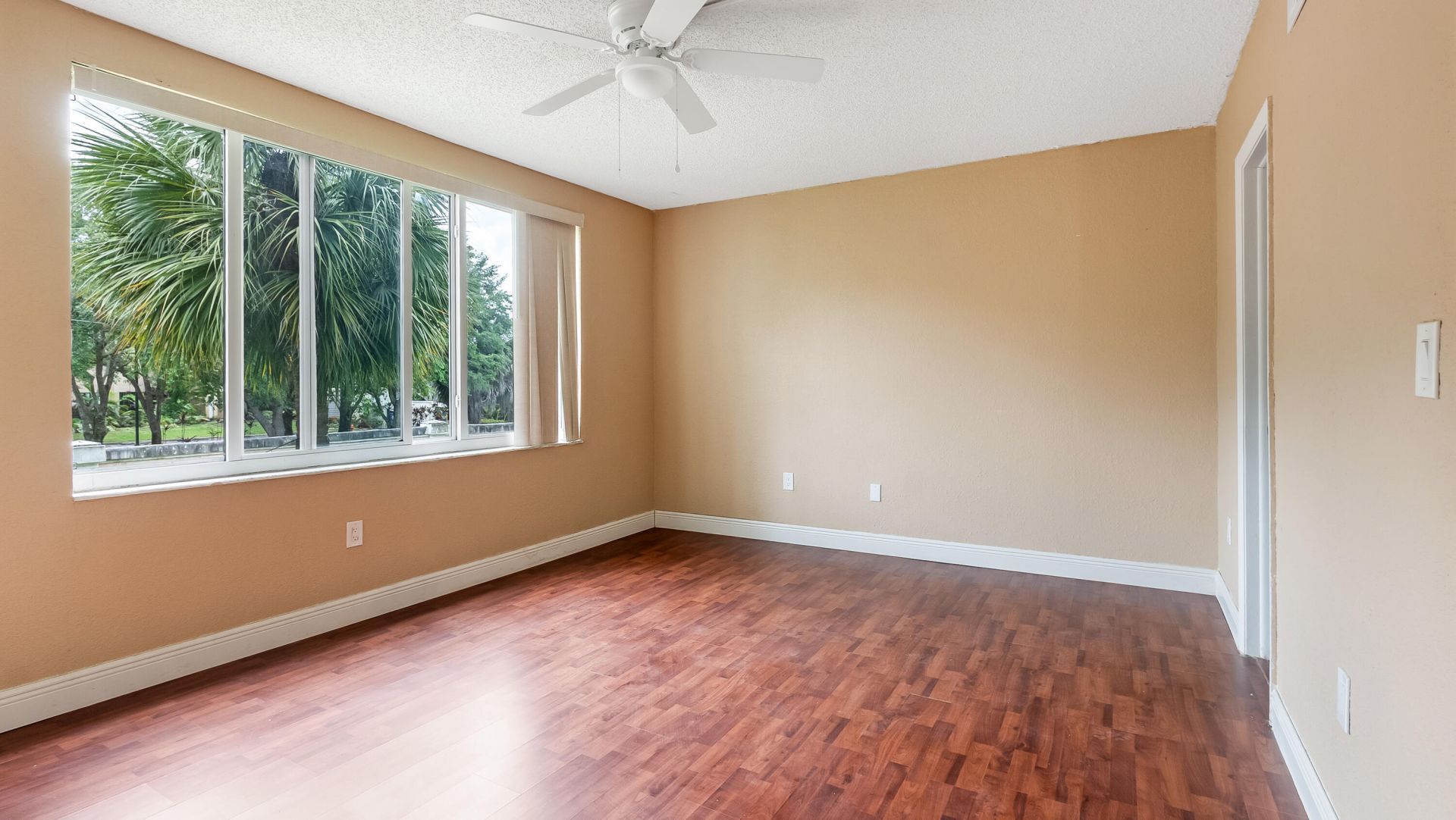 5935 Del Lago Circle, Unit 202, Sunrise, FL 33313 Photo