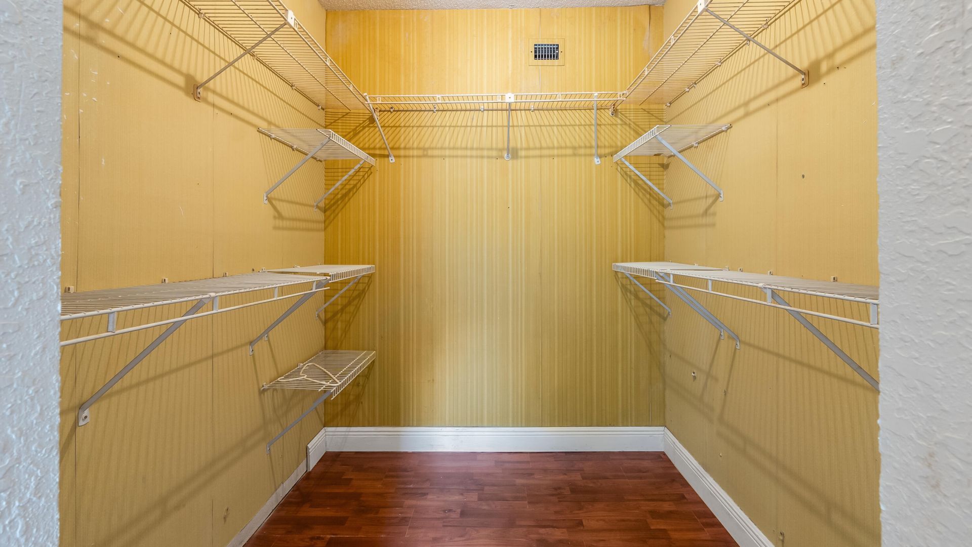 5935 Del Lago Circle, Unit 202, Sunrise, FL 33313 Photo