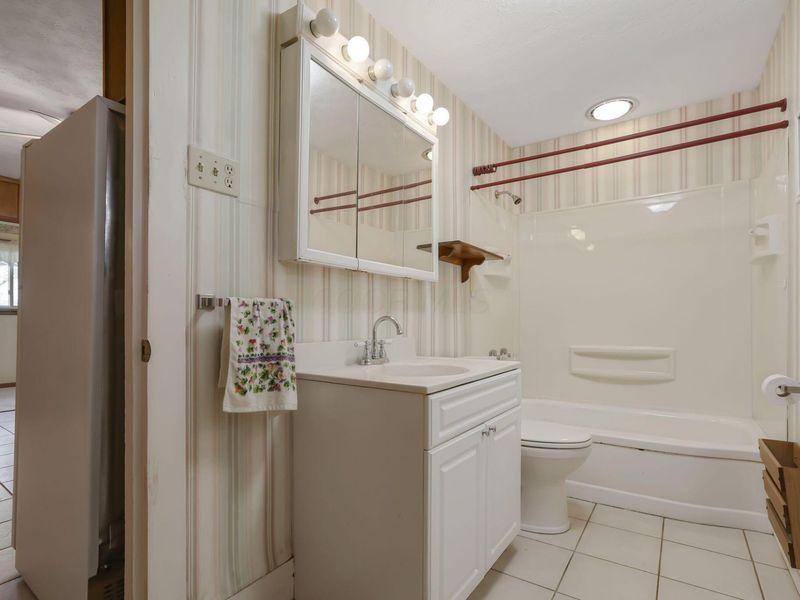 217 West Street, Logan, OH 43138 Photo 11