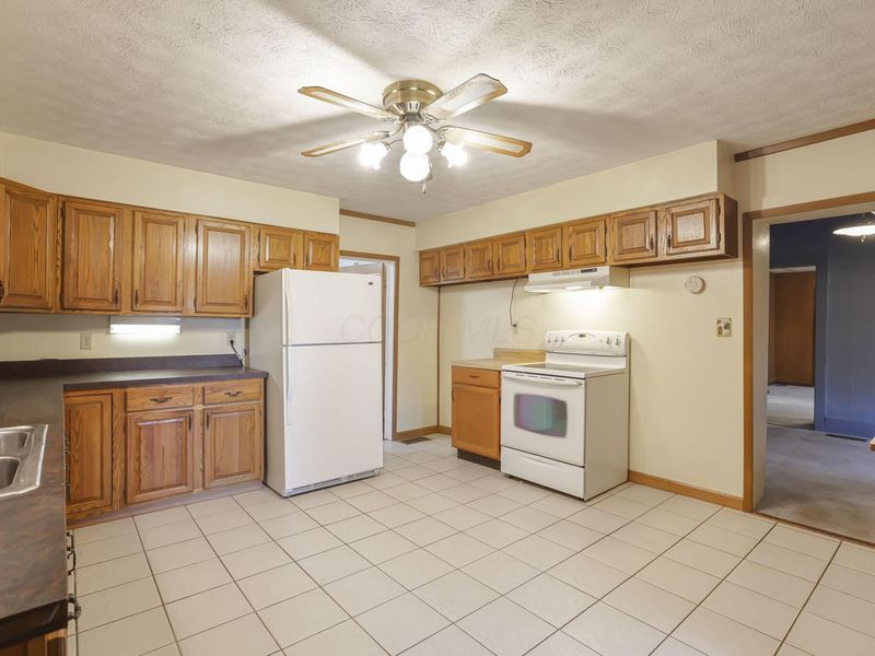 217 West Street, Logan, OH 43138 Photo 6