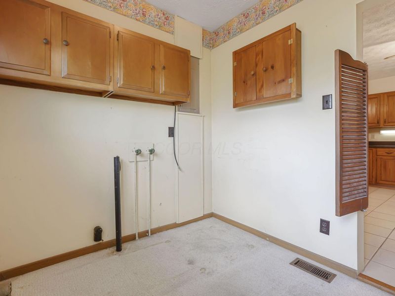 217 West Street, Logan, OH 43138 Photo 7