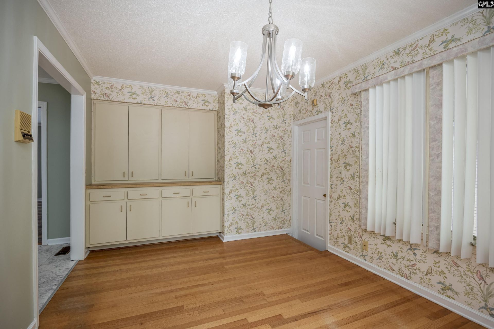 122 Runnymede Boulevard  Photo 24