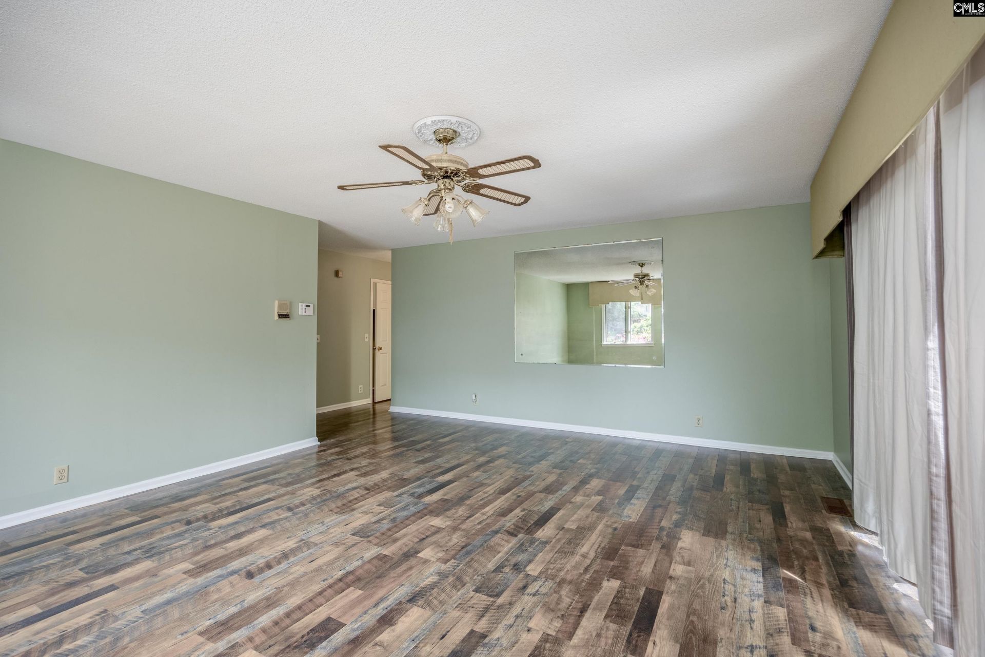 122 Runnymede Boulevard  Photo 28