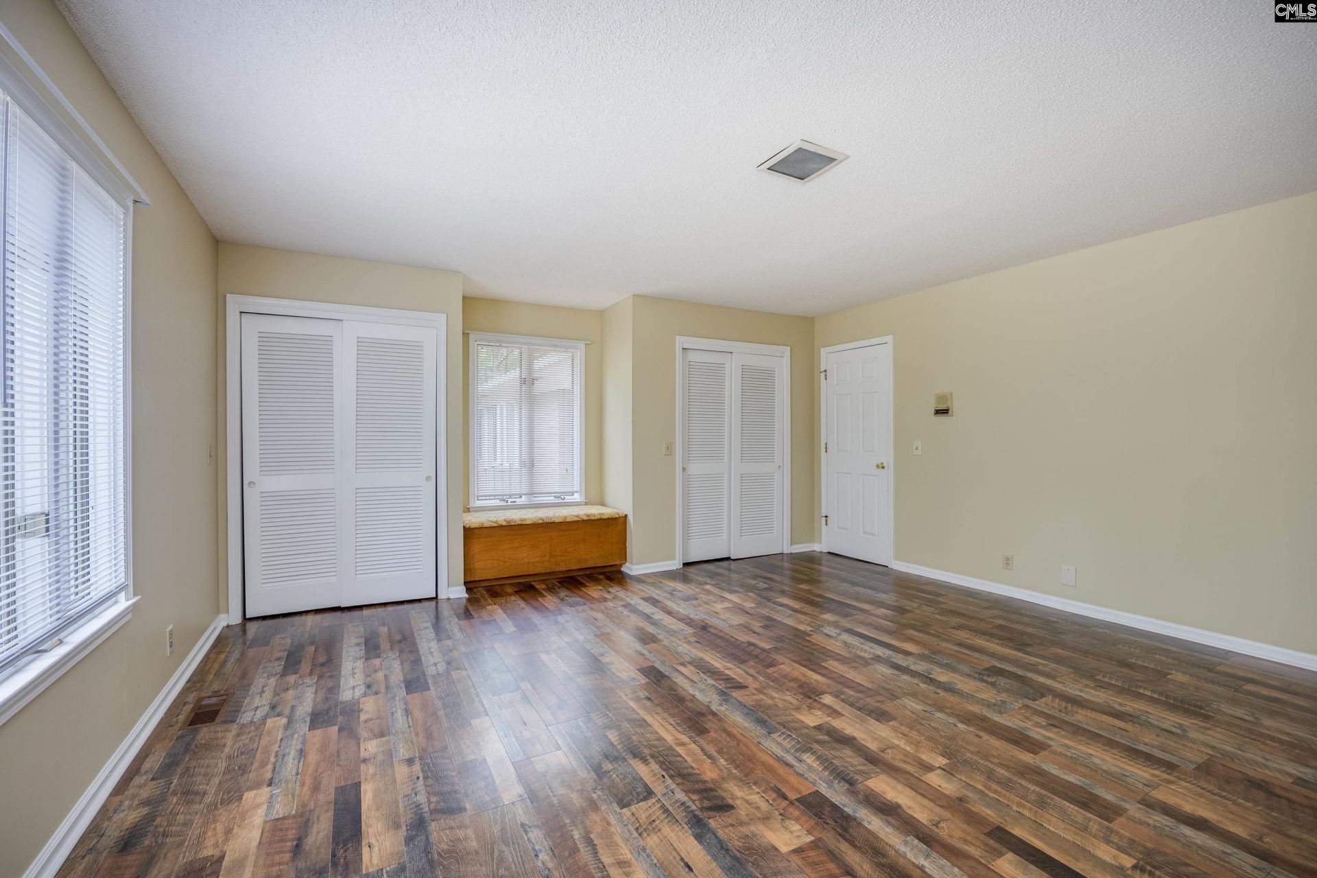 122 Runnymede Boulevard  Photo 38