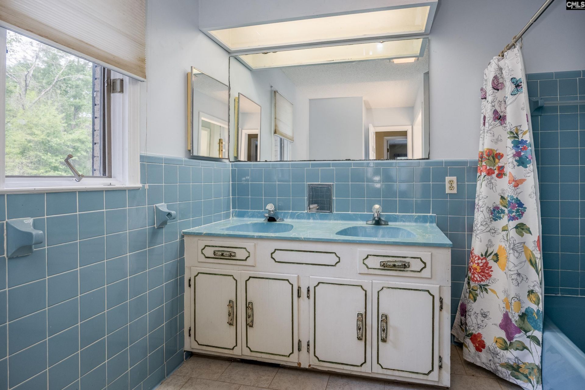 122 Runnymede Boulevard  Photo 41