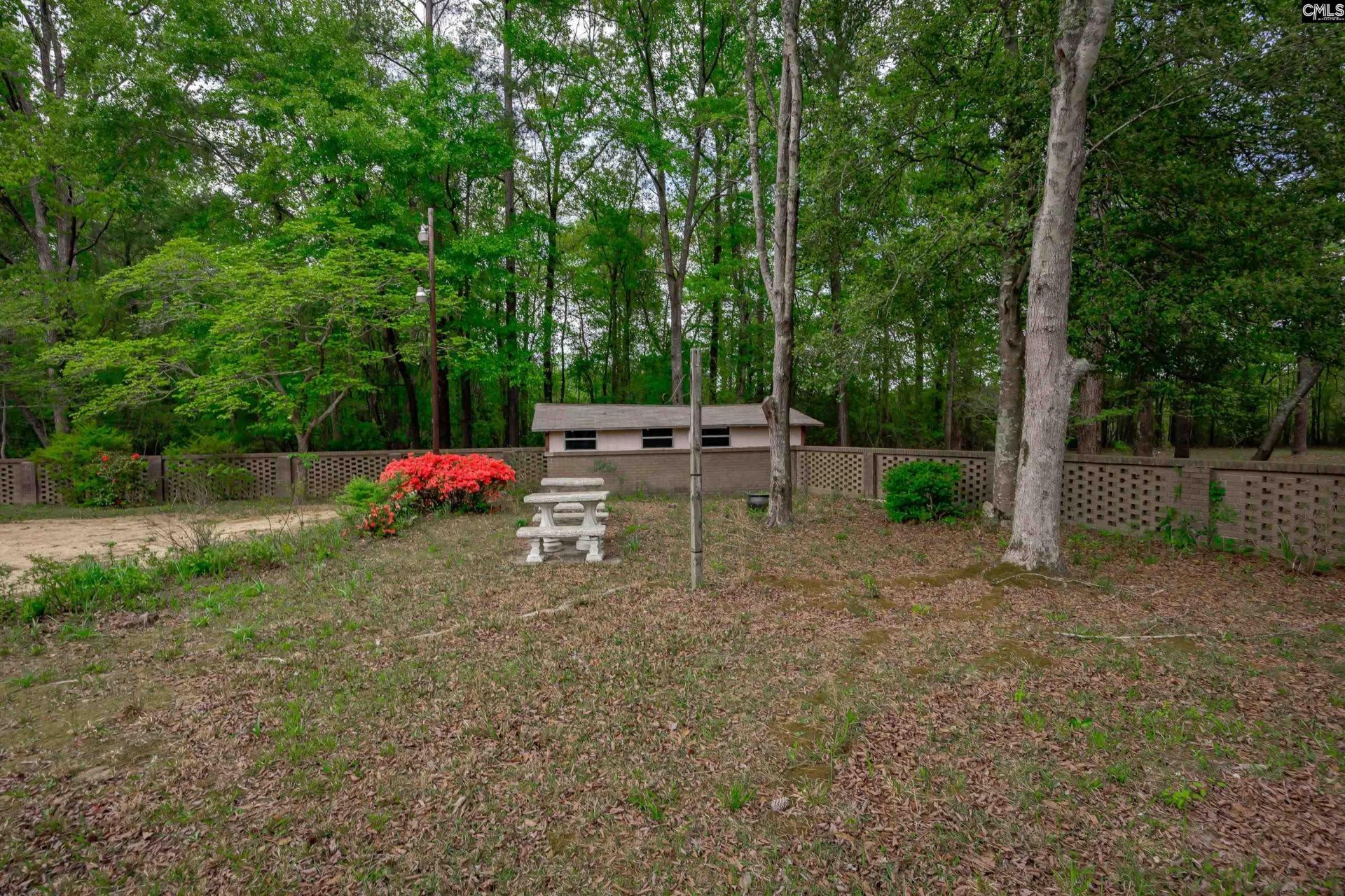 122 Runnymede Boulevard  Photo 54