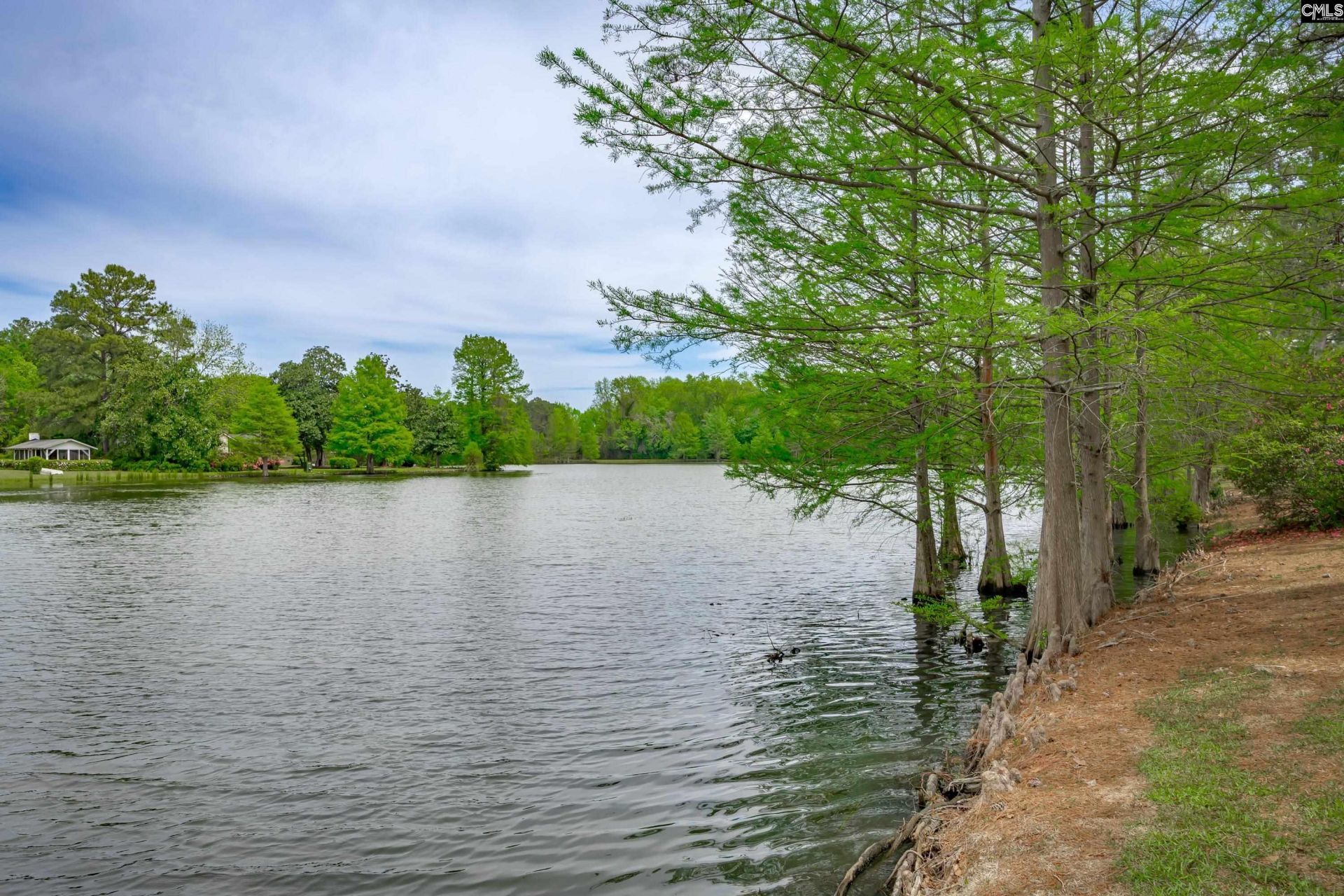 122 Runnymede Boulevard  Photo 56