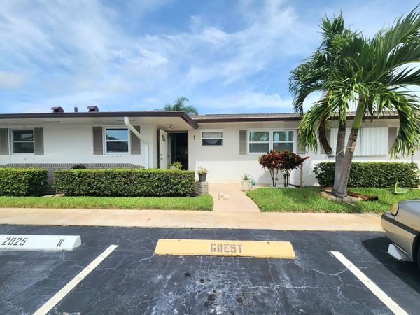 2825 E Crosley Dr Drive E, Unit I, West Palm Beach, FL 33415