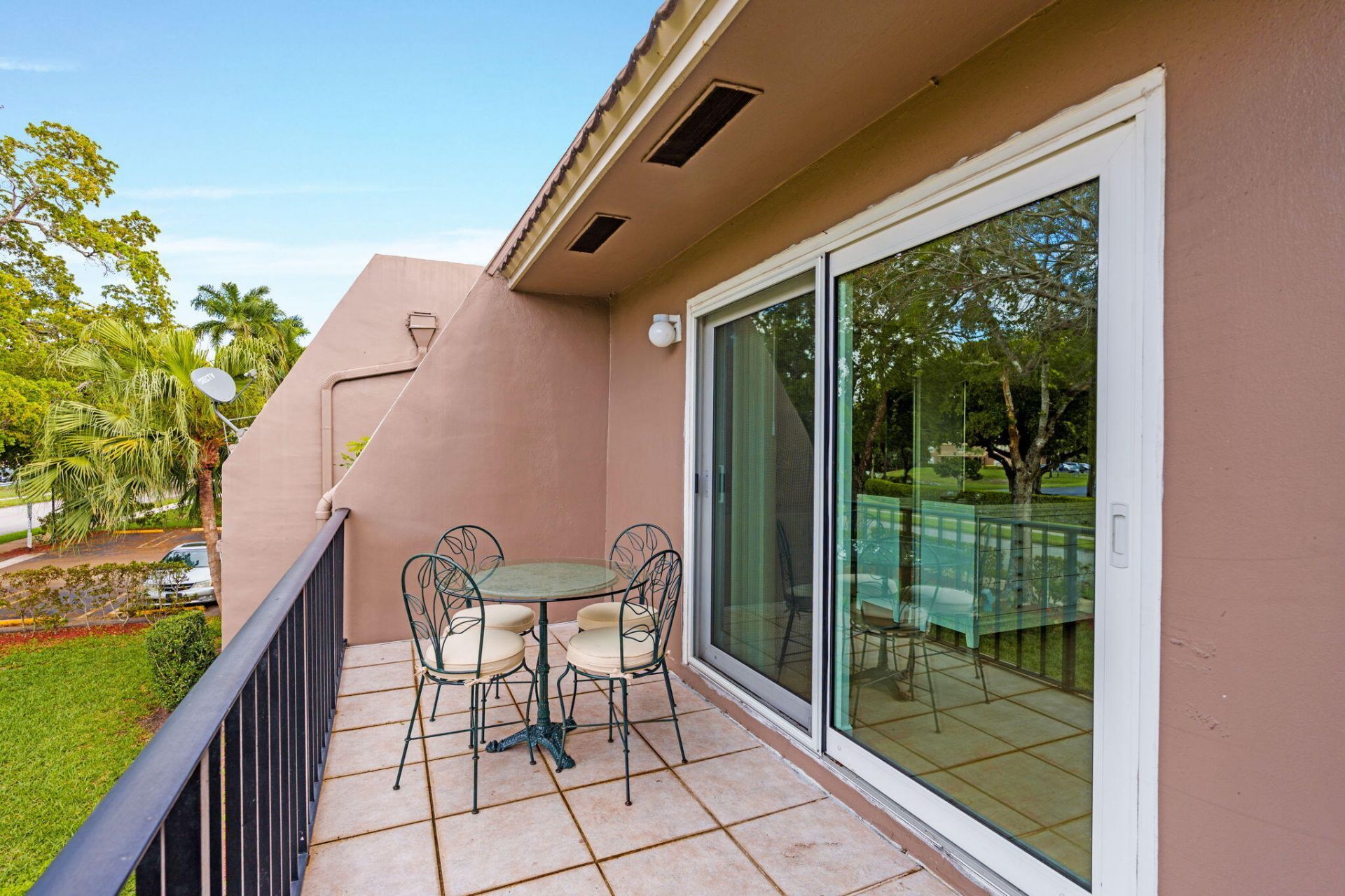 9050 NW 28th Street, Unit 137, Coral Springs, FL 33065 Photo