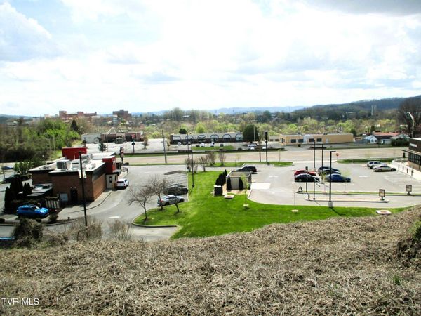 650 Teasel Drive, Kingsport, TN 37660