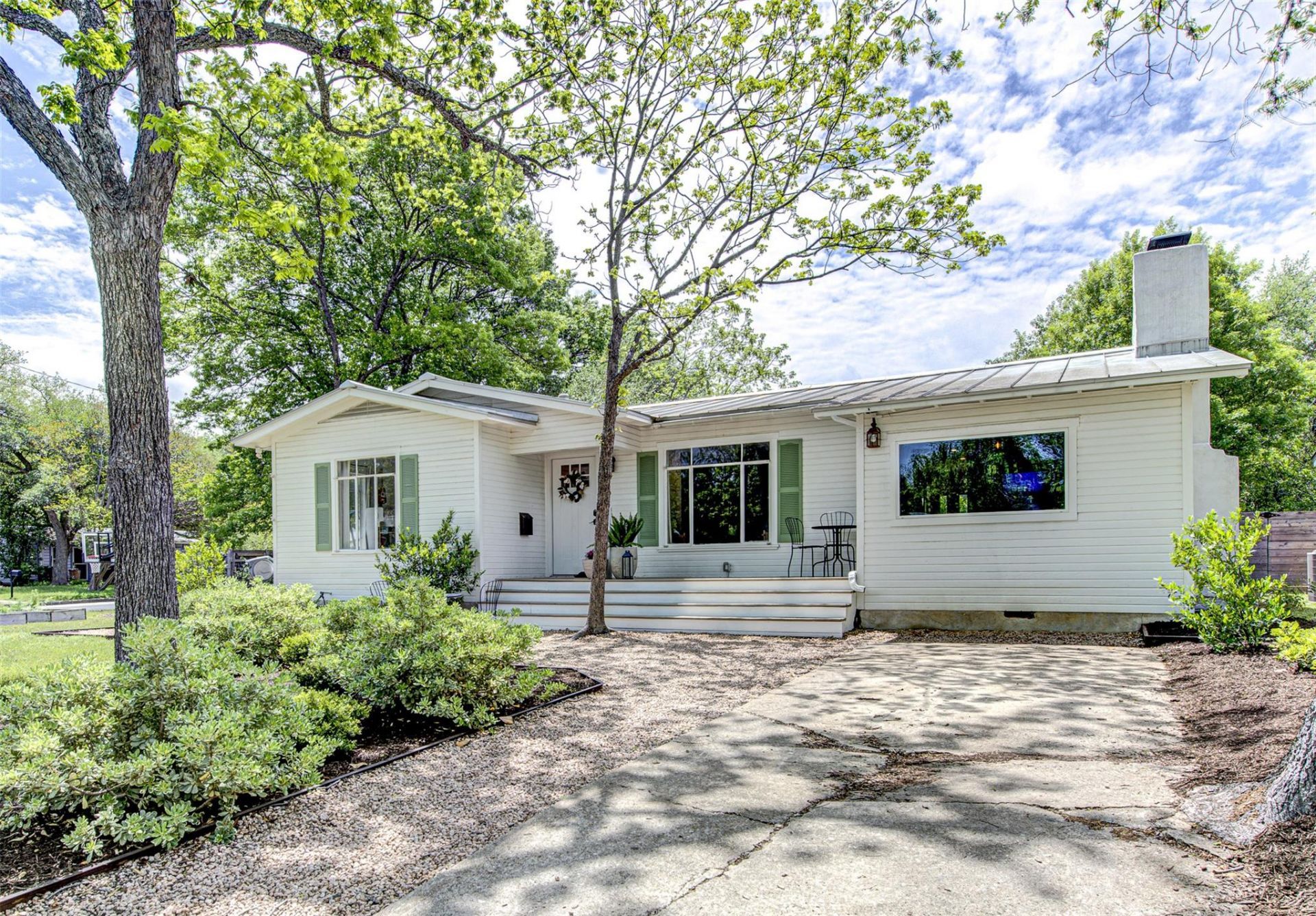 2601 Geraghty Ave, Austin, TX 78757 Main Photo