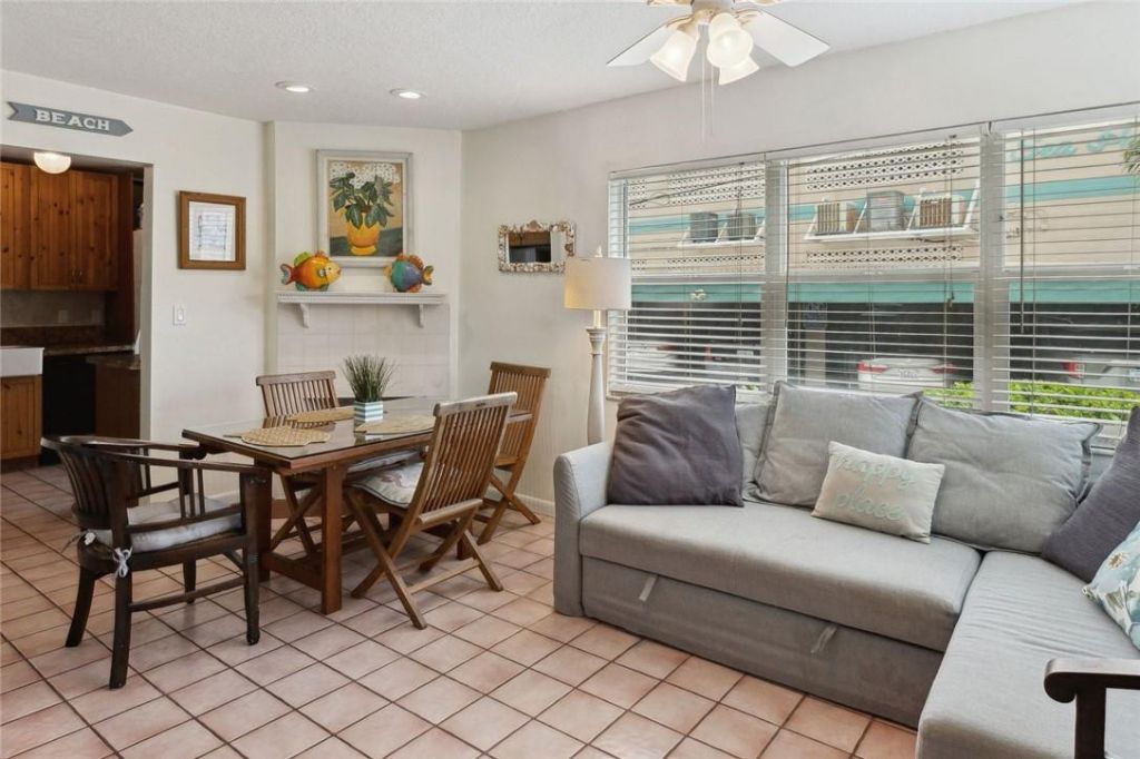 301 Van Buren Street, Unit 101d, Hollywood, FL 33019 Photo