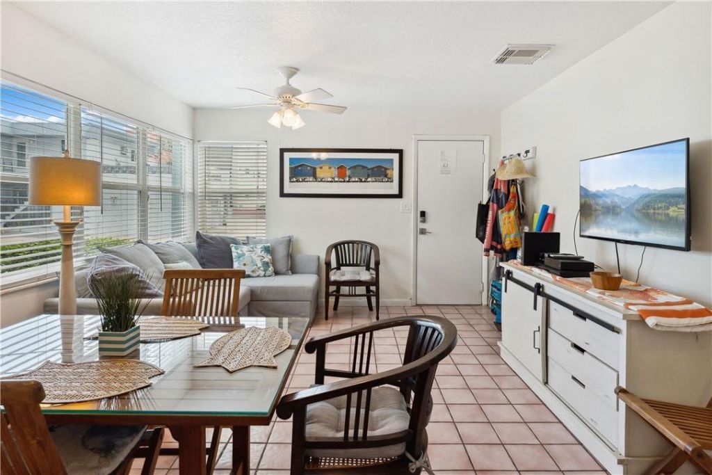 301 Van Buren Street, Unit 101d, Hollywood, FL 33019 Photo