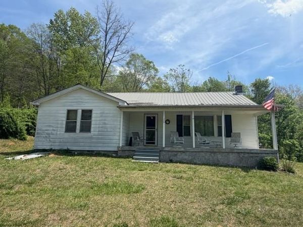 1246 Wolf River, Byrdstown, TN 38549