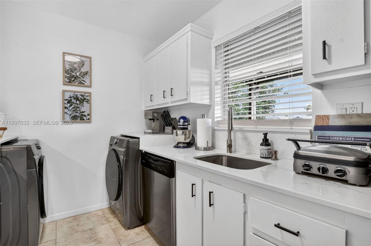 6924 Tiburon Cir, Unit 128, Boca Raton, FL 33433 Photo