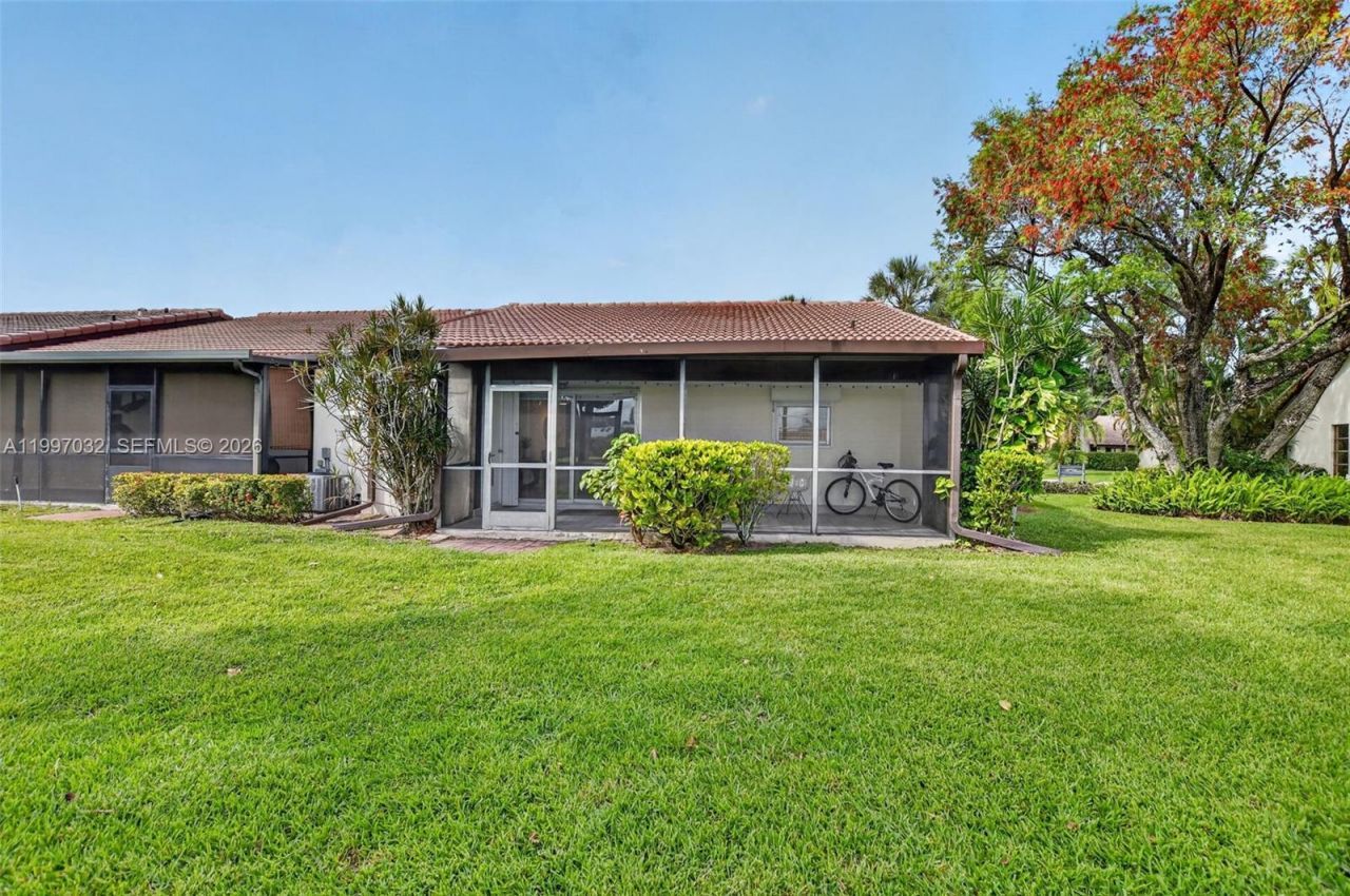 6924 Tiburon Cir, Unit 128, Boca Raton, FL 33433 Photo