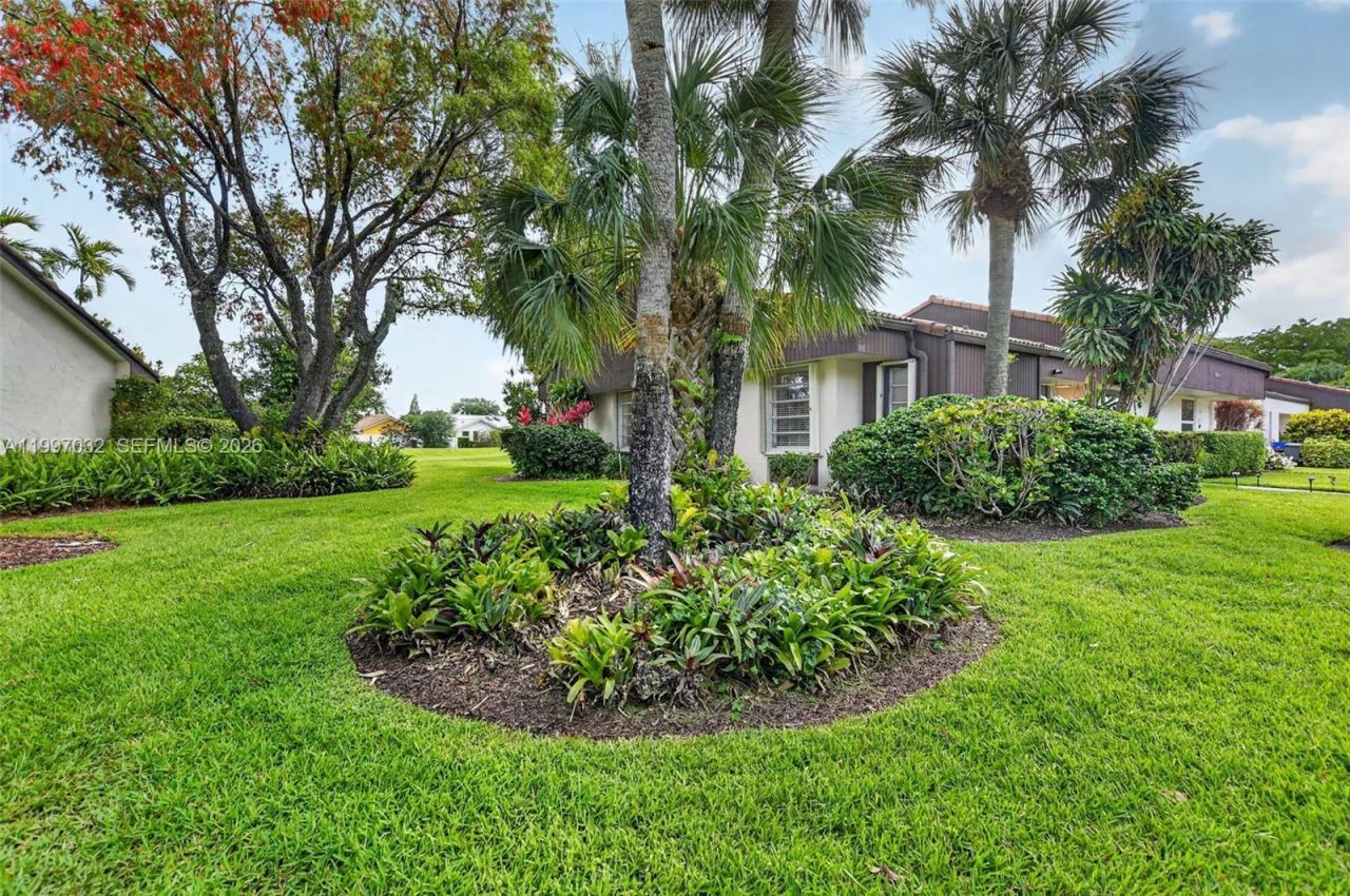 6924 Tiburon Cir, Unit 128, Boca Raton, FL 33433 Photo