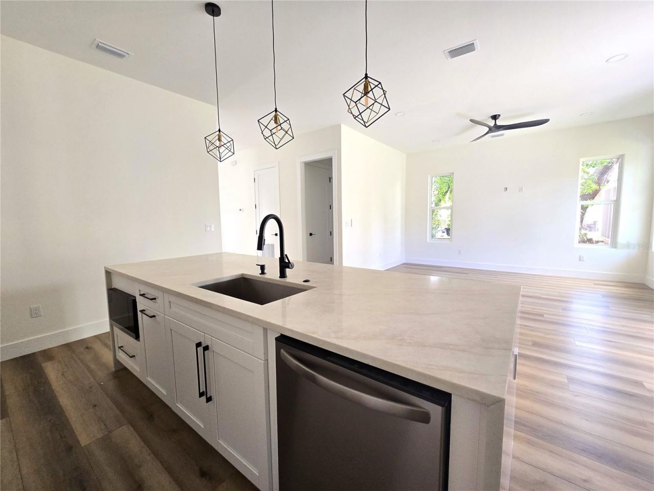 4468 57th Avenue N, Saint Petersburg, FL 33714 Photo