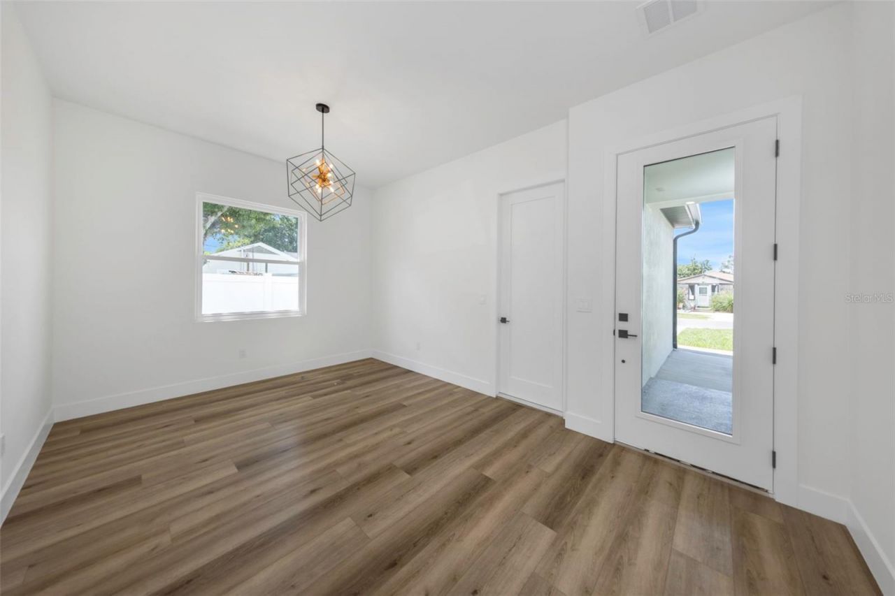 4468 57th Avenue N, Saint Petersburg, FL 33714 Photo