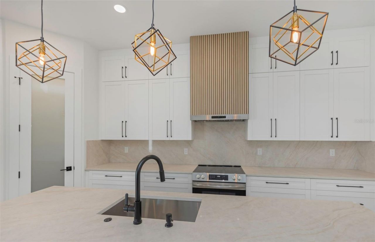 4468 57th Avenue N, Saint Petersburg, FL 33714 Photo