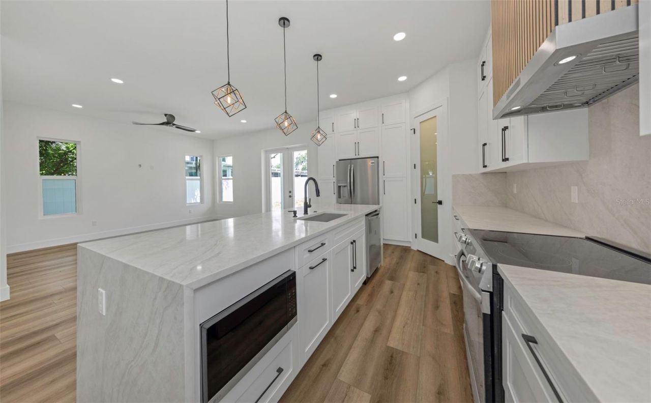 4468 57th Avenue N, Saint Petersburg, FL 33714 Photo
