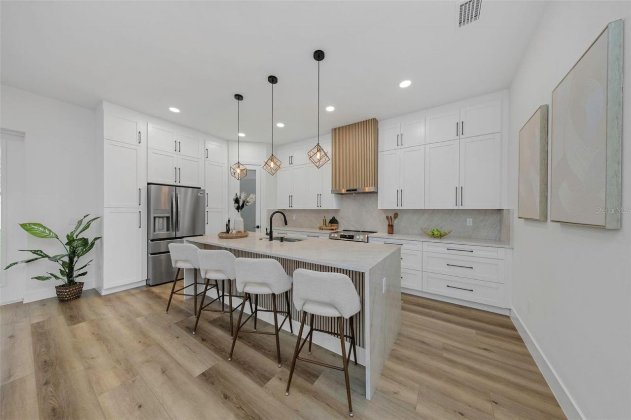 4468 57th Avenue N, Saint Petersburg, FL 33714 Photo
