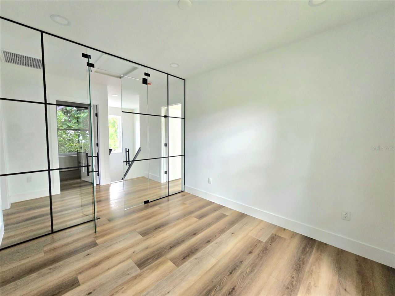 4468 57th Avenue N, Saint Petersburg, FL 33714 Photo