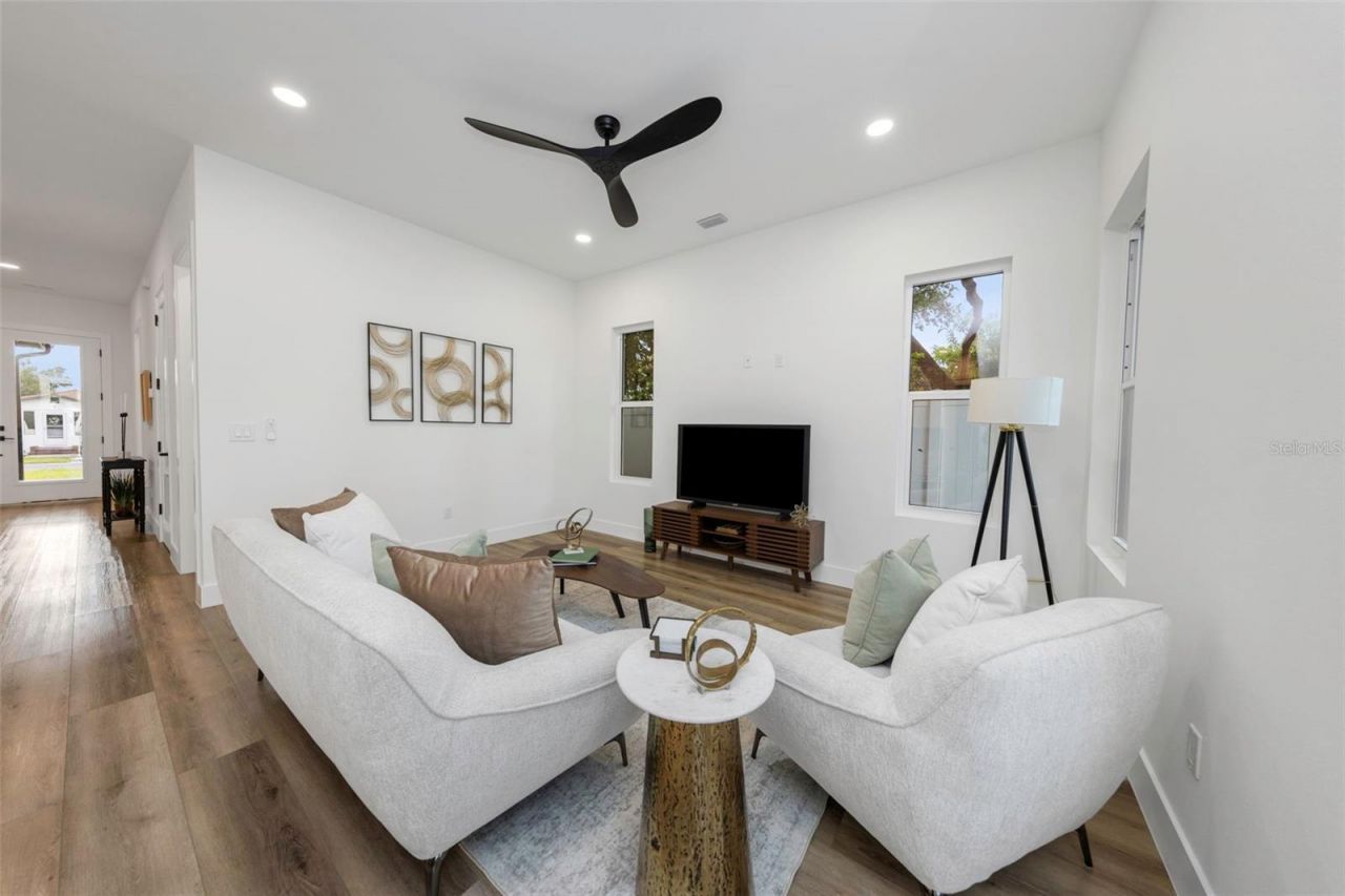 4468 57th Avenue N, Saint Petersburg, FL 33714 Photo