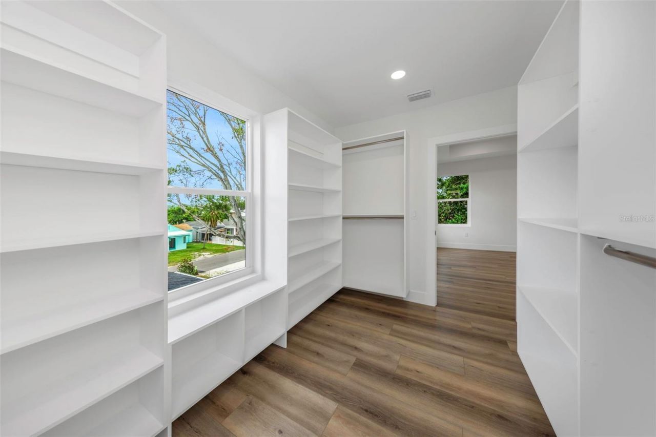 4468 57th Avenue N, Saint Petersburg, FL 33714 Photo