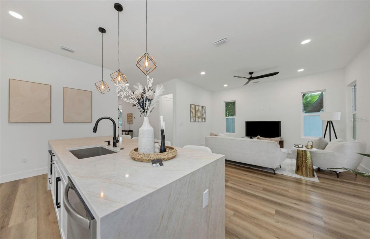 4468 57th Avenue N, Saint Petersburg, FL 33714 Photo
