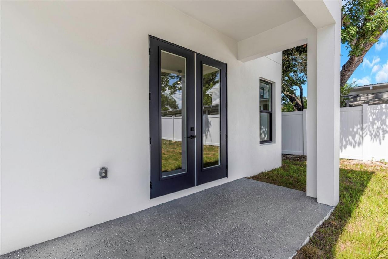 4468 57th Avenue N, Saint Petersburg, FL 33714 Photo