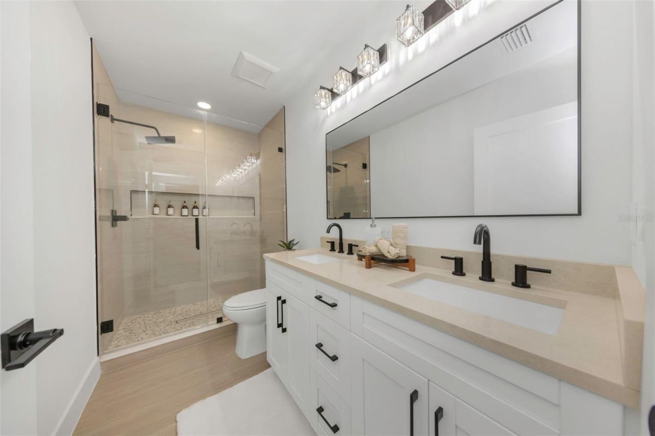 4468 57th Avenue N, Saint Petersburg, FL 33714 Photo